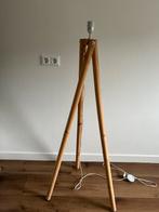 Houten lampenvoet vloerlamp, Ophalen, Zo goed als nieuw, Hout, 100 tot 150 cm