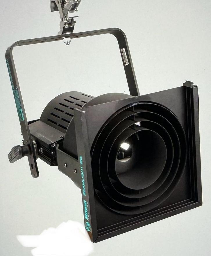 Strand beamlight 500 watt incl flightcase, Muziek en Instrumenten, Theaterbelichting, Zo goed als nieuw, Ophalen