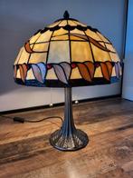 Prachtige Tiffany lamp

53 cm hoog, Ophalen, Zo goed als nieuw, 50 tot 75 cm