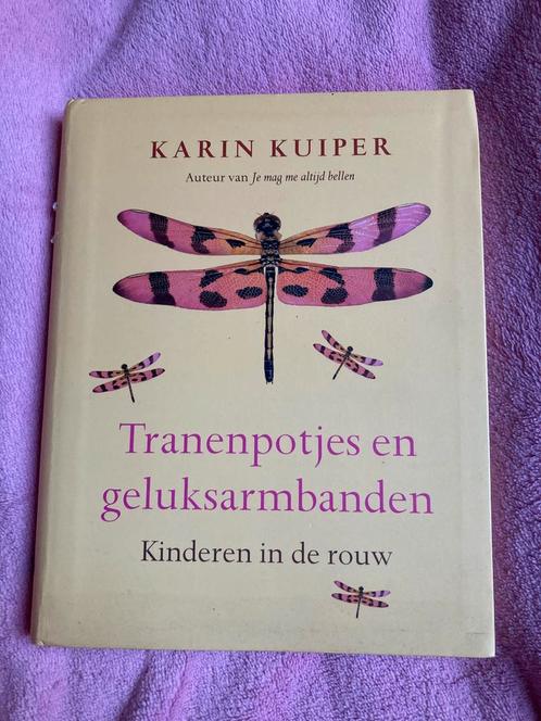 Karin Kuiper - Tranenpotjes en geluksarmbanden, Boeken, Wetenschap, Zo goed als nieuw, Verzenden