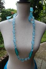turquoise blauwe hals ketting met transparant blauwe kralen, Sieraden, Tassen en Uiterlijk, Kettingen, Blauw, Ophalen of Verzenden