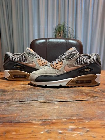 Nike Air Max 90 Leather Premium 'Dark Storm' Size 38,5 beschikbaar voor biedingen