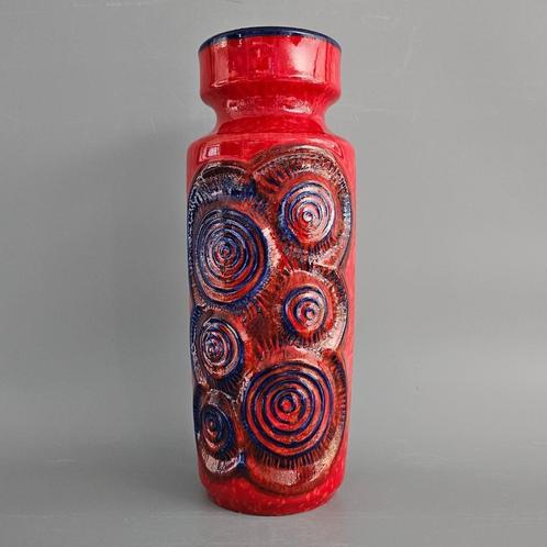 vintage West-Duitse Fat Lava vaas gemaakt door Bay Keramik., Huis en Inrichting, Woonaccessoires | Vazen, Zo goed als nieuw, Rood