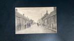 Fijnaart Voorstraat met volk, Verzamelen, Ansichtkaarten | Nederland, Ophalen of Verzenden, Voor 1920, Gelopen, Noord-Brabant