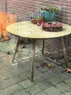 Tuintafel met betonnen blad, Tuin en Terras, Ophalen of Verzenden, Gebruikt, Rond, Hout