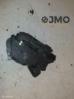 Deurslot mechaniek rechtsvoor VW Golf VII 2012-  5TC837016A, Auto-onderdelen, Gebruikt, Volkswagen, Ophalen of Verzenden, Volkswagen