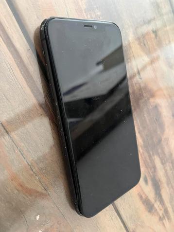 iphone 11met opgezette accu te koop  beschikbaar voor biedingen