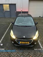Peugeot 208 1.2 VTI 60KW/82PK 5-D 2013 Zwart, Auto's, 31 €/maand, 1199 cc, Zwart, Handgeschakeld