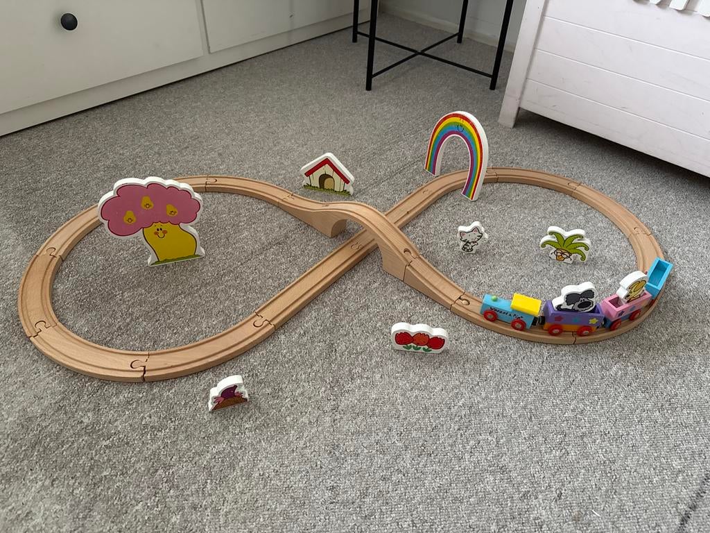 Houten treinbaan met accessoires Woezel en Pip, Ophalen of Verzenden, Gebruikt, Jongen of Meisje