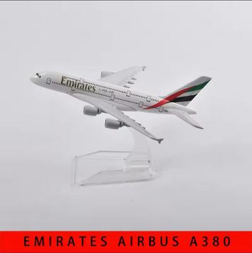 EMIRATES A380 Airbus vliegtuig schaal model beschikbaar voor biedingen