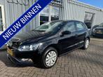 Volkswagen Polo 1.0 Comfortline Edition (bj 2016), Auto's, Volkswagen, Stof, Gebruikt, Start-stop-systeem, Zwart