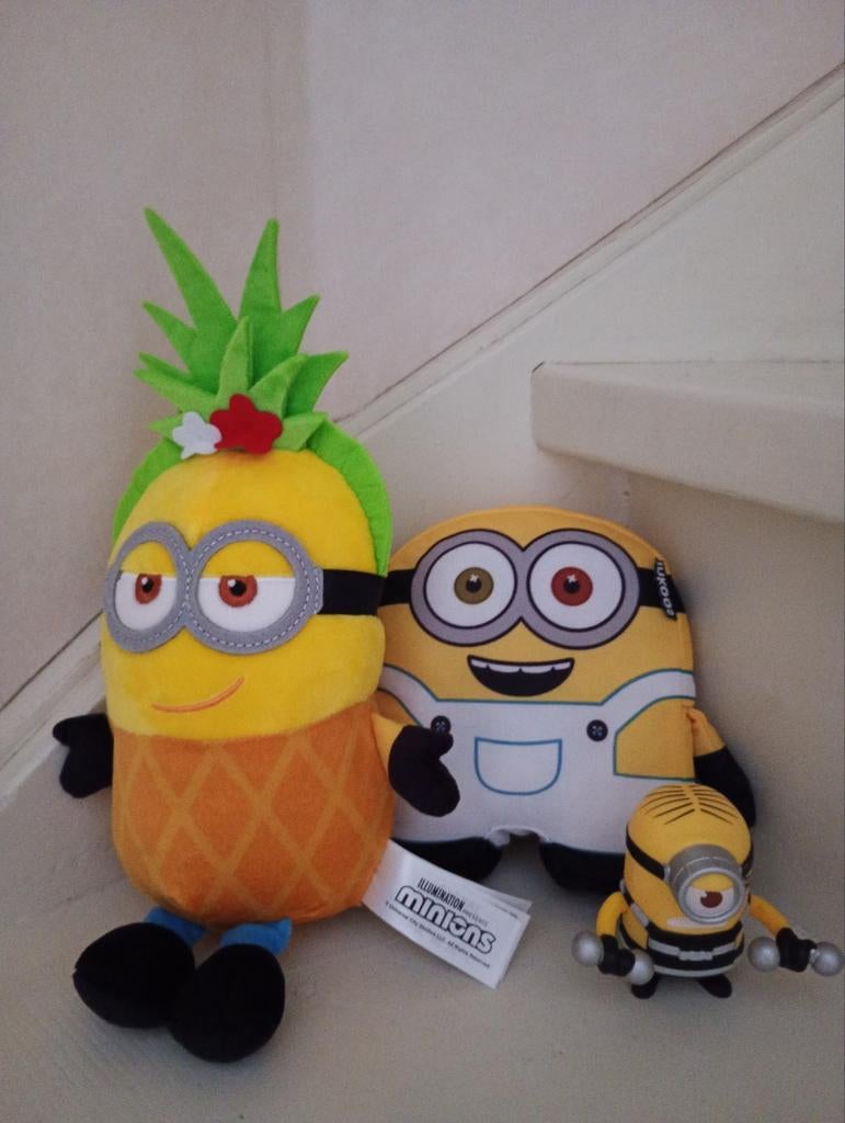 3 delige minions set, Ophalen of Verzenden, Zo goed als nieuw, Overige typen