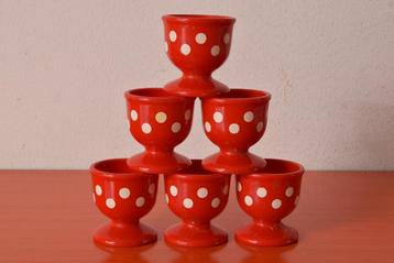 Set van 6 retro vintage eierdopjes met stippen / polkadots beschikbaar voor biedingen