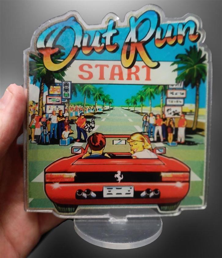 OUTRUN SEGA Acrylic Display Game Stand, Spelcomputers en Games, Games | Sega, Nieuw, Mega Drive, 1 speler, Vanaf 12 jaar, Verzenden