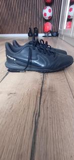Nike Tiempo Zaal/Turf Schoenen Maat 37.5 Zwart, Sport en Fitness, Voetbal, Ophalen, Zo goed als nieuw, Schoenen
