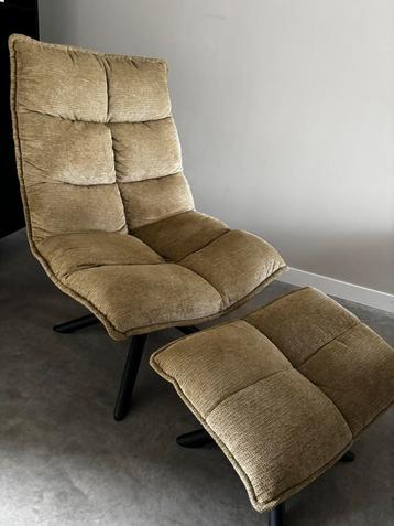Draaifauteuil incl voetenbankje lime zo goed als nieuw! beschikbaar voor biedingen