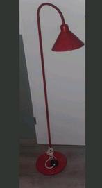 Rode Vloerlamp - 138cm - Stekker nodig, Ophalen, Gebruikt, 100 tot 150 cm, Metaal