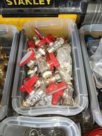 CV Vulkaan en Wasmachine Kranen, Doe-het-zelf en Verbouw, Sanitair, Ophalen of Verzenden, Gebruikt, Rvs, Kraan