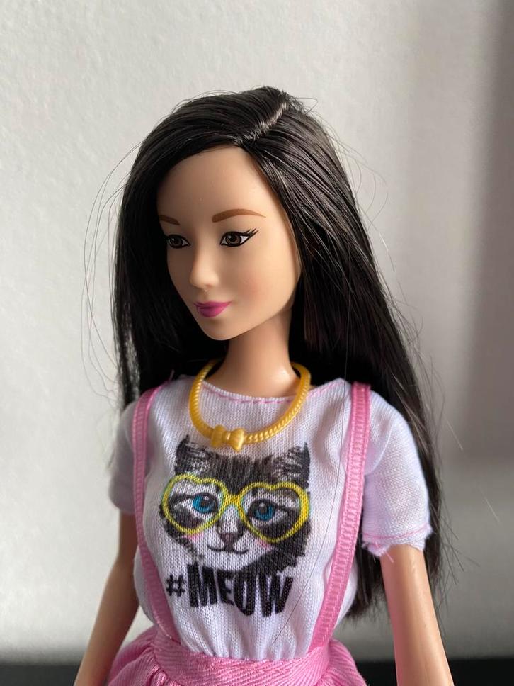 Barbie Mattel Fashionistas Asian, Verzamelen, Poppen, Zo goed als nieuw, Pop, Ophalen of Verzenden