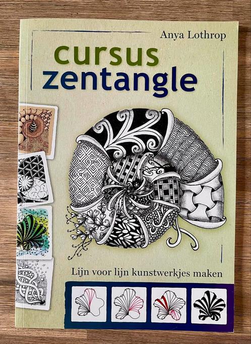 Anya Lothrop - Cursus zentangle, Boeken, Esoterie en Spiritualiteit, Zo goed als nieuw, Instructieboek, Overige onderwerpen, Ophalen of Verzenden