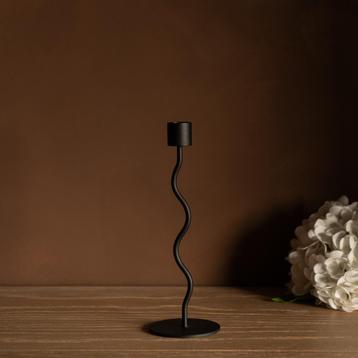 Cooee Design Curve - Zwarte metalen kandelaar - 23 cm beschikbaar voor biedingen