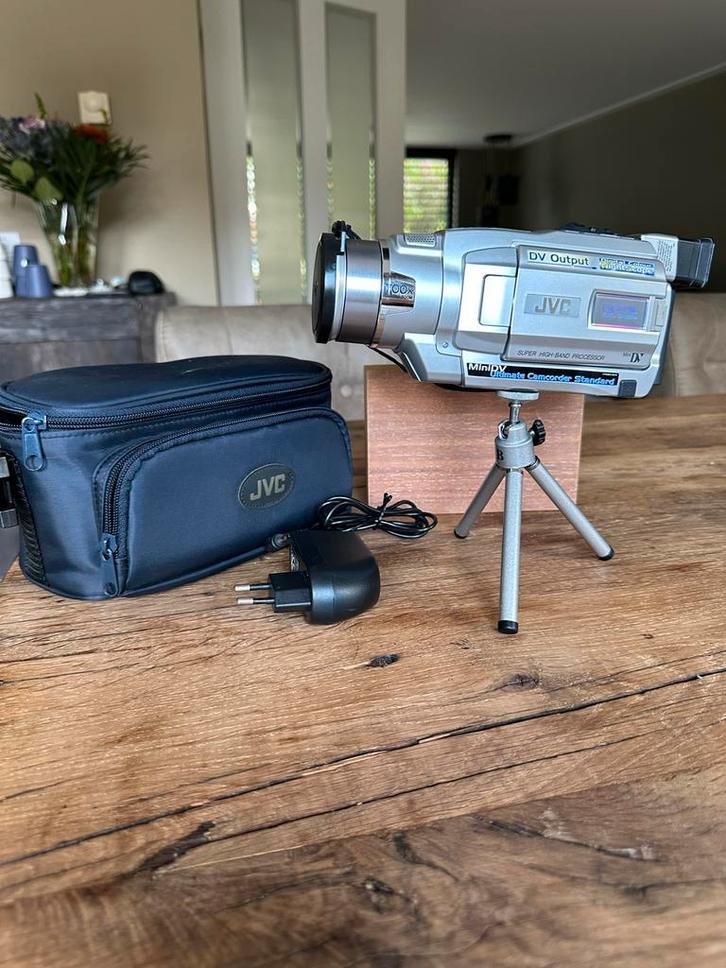 JVC miniDV JVC GR-DVL145 - Zo goed als nieuw met nightscope!, Audio, Tv en Foto, Videocamera's Digitaal, Zo goed als nieuw, Camera