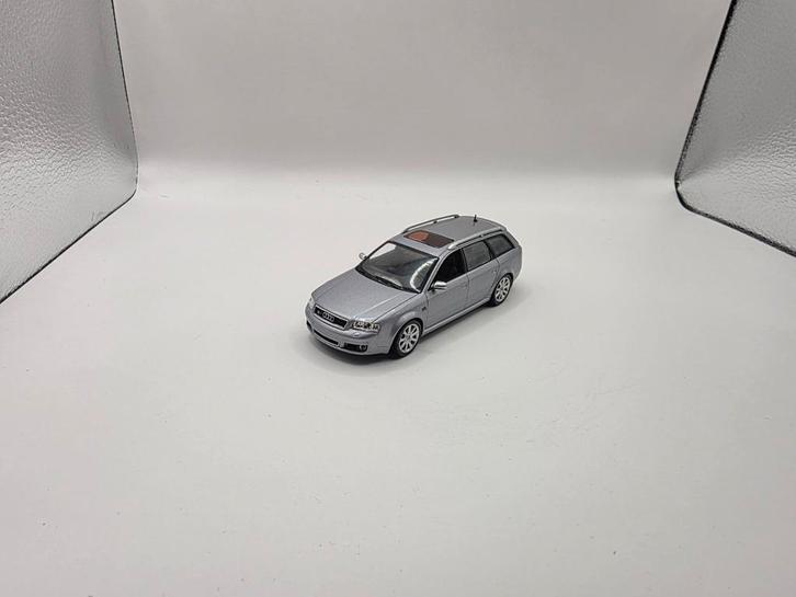 Audi rs6 2002, Hobby en Vrije tijd, Modelauto's | 1:43, Zo goed als nieuw, Auto, MiniChamps, Ophalen of Verzenden