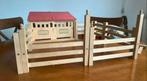 Paardenstal met houten hekjes voor Schleich paarden, Ophalen of Verzenden, Gebruikt, Toebehoren
