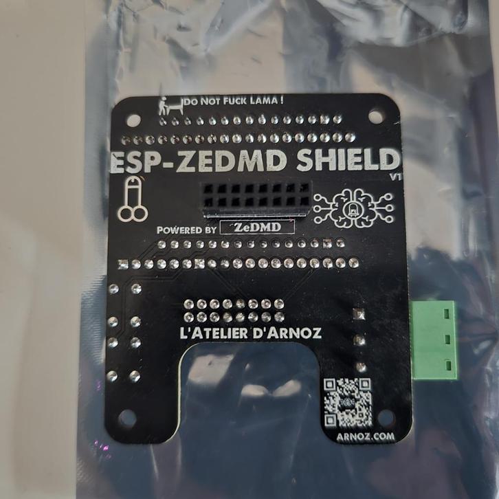 ESP32 met ZeDMD Shield  voor 128x32 DMD, Hobby en Vrije tijd, Elektronica-componenten, Nieuw, Ophalen of Verzenden
