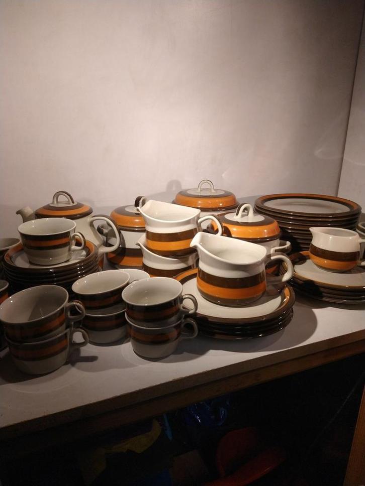 Rörstrand Annika servies set - Marianne Westman, Huis en Inrichting, Keuken | Servies, Bord(en), Overige stijlen, Porselein, Ophalen