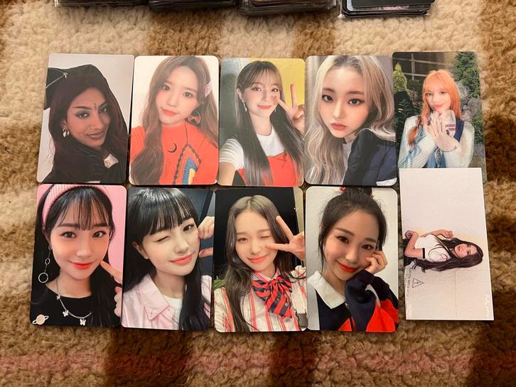 kpop photocards katseye fromis weeeekly billlie busters, Verzamelen, Muziek, Artiesten en Beroemdheden, Zo goed als nieuw, Foto of Kaart