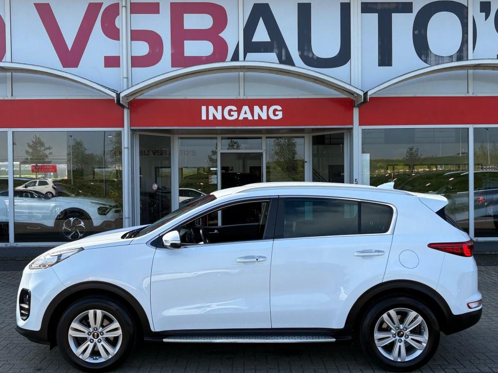 Kia SPORTAGE 1.6 GDI 132PK DESIGN EDITION LEER NAVI CAMERA W, Gebruikt, 4 cilinders, Met garantie (alle), Handgeschakeld