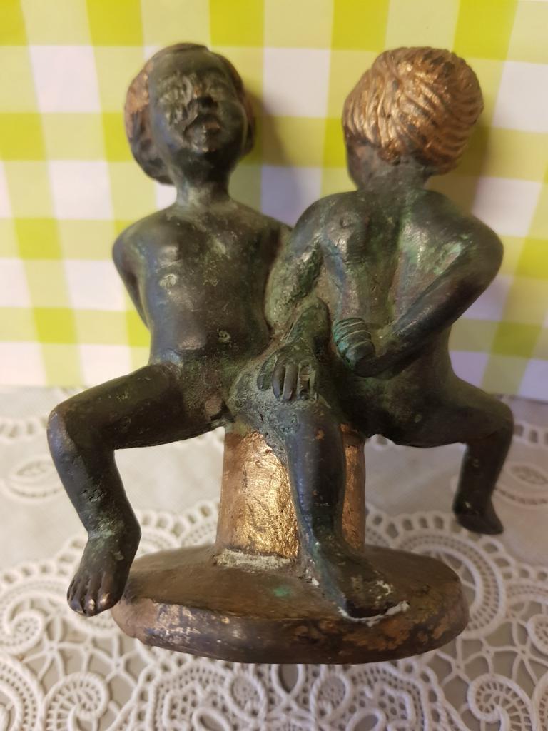 Bronzen tweeling beeldje., Antiek en Kunst, Antiek | Koper en Brons, Ophalen of Verzenden, Brons