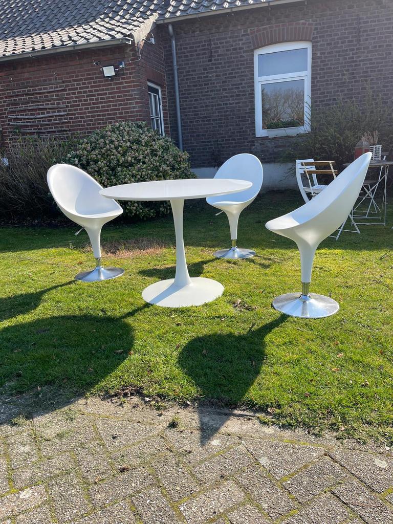 Bombo Magis design set wit, Huis en Inrichting, Tafels | Eettafels, Ophalen, Zo goed als nieuw, Rond