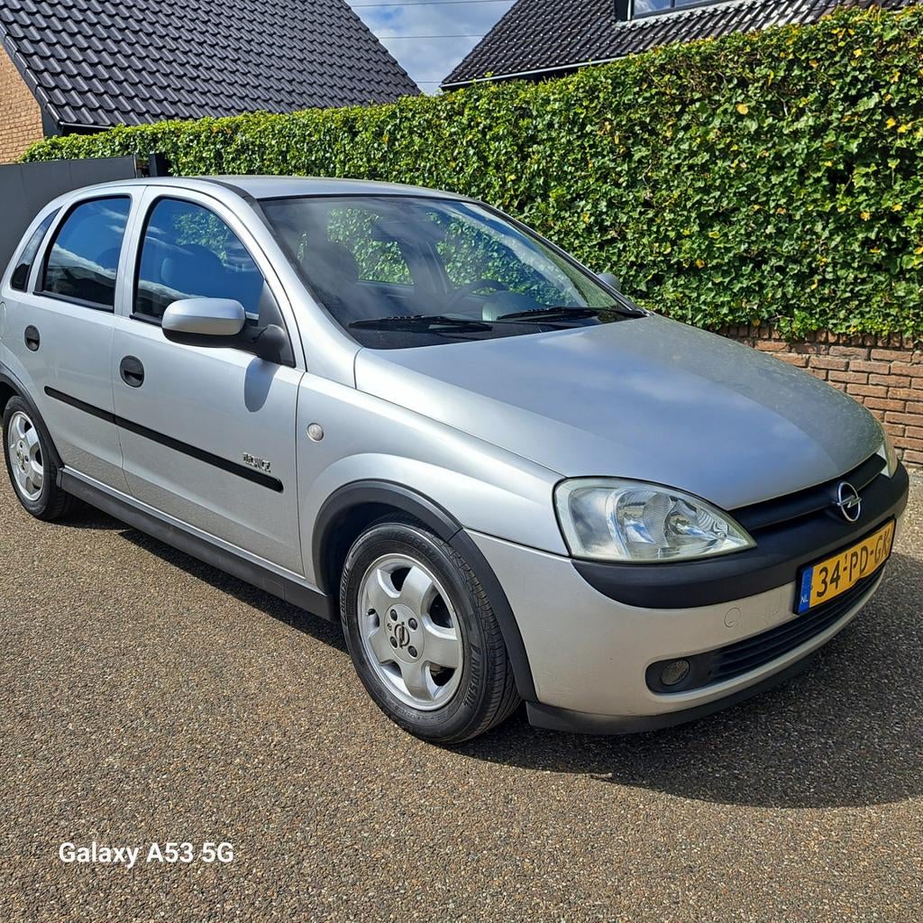 Opel Corsa 1.2 16V 5D Easytronic 2004 Grijs apk nieuw, Auto's, Opel, 450 kg, 74 pk, 31 €/maand, Origineel Nederlands