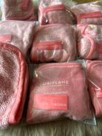 Oriflame Make-up Remover Cloth - Nieuw, Gehele gezicht, Nieuw, Ophalen of Verzenden, Roze
