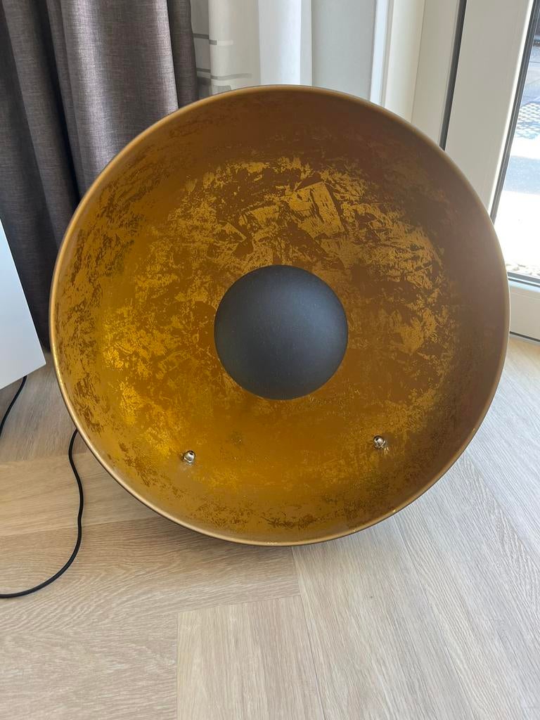 3 zwart met gouden hanglampen en 1 staande lamp, Huis en Inrichting, Ophalen, Zo goed als nieuw