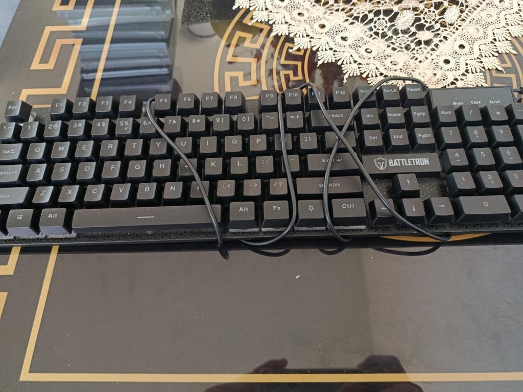 BATTLETRON Gaming Toetsenbord - Bedraad QWERTY, Computers en Software, Toetsenborden, Ophalen, Gebruikt, Gaming toetsenbord, Qwerty