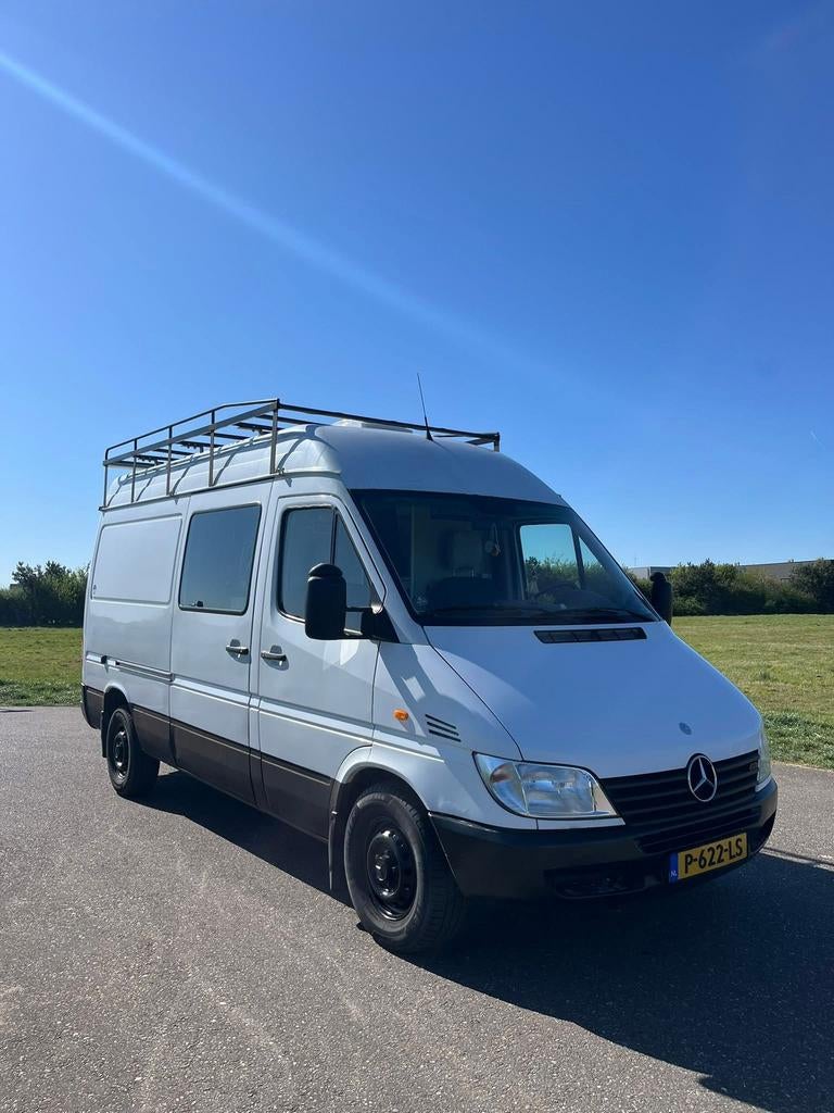 Off grid Mercedes Sprinter te koop, Caravans en Kamperen, Automaat, Buscamper of Camperbus, Tot en met 2, Mercedes-Benz