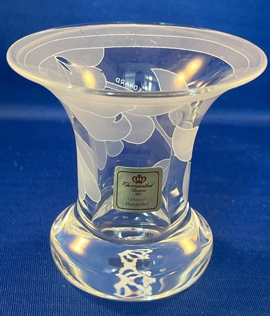 Handgemaakt kristallen vaasje van Theresienthal, Antiek en Kunst, Ophalen of Verzenden