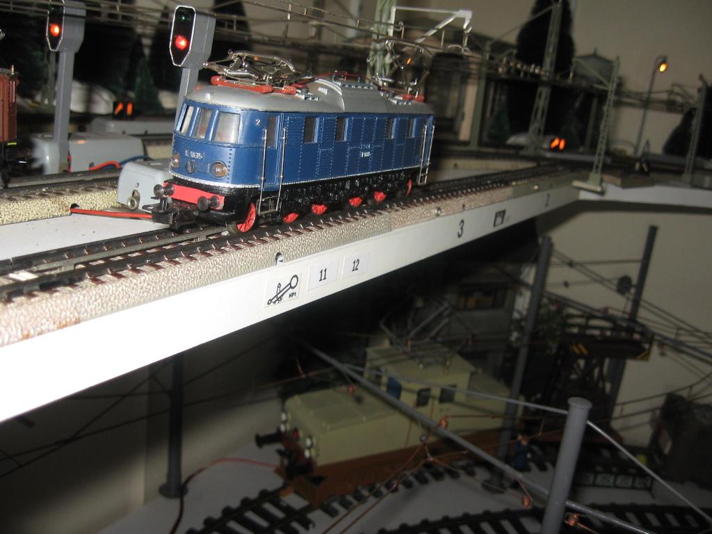 MARKLIN 3023 800 Duitse 1D1 krachtige metalen loc  E 18 DB, Wisselstroom, Locomotief, Ophalen of Verzenden, Zo goed als nieuw