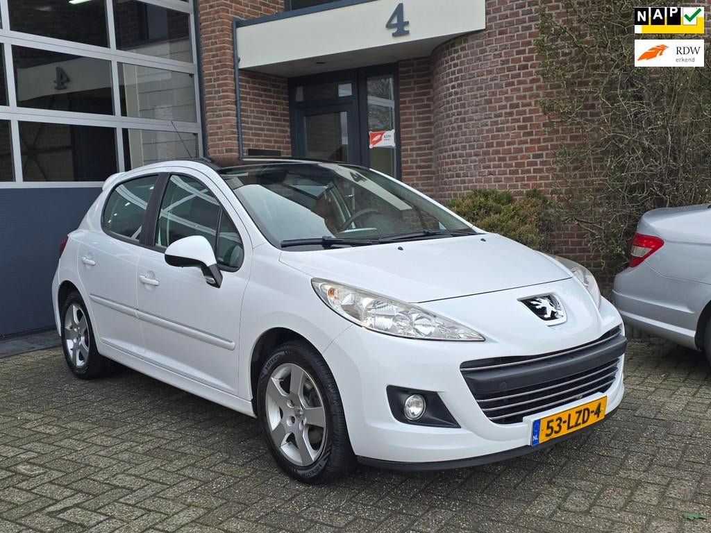 Peugeot 207 1.6 VTi XS Pano |Apk Nieuw |Trekhaak, Voorwielaandrijving, Euro 5, Gebruikt, Parkeersensor
