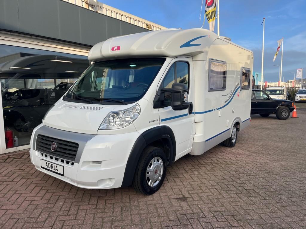 Adria Coral Sport S 575 SP CarPlay Fietsenrek TV 4 gordels, Adria Mobil d.o.o., Bedrijf, Adria, 5 tot 6 meter