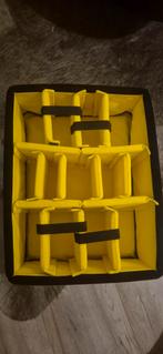 Inlay voor Peli 1560 koffer - Geel met verdelers, Ophalen of Verzenden