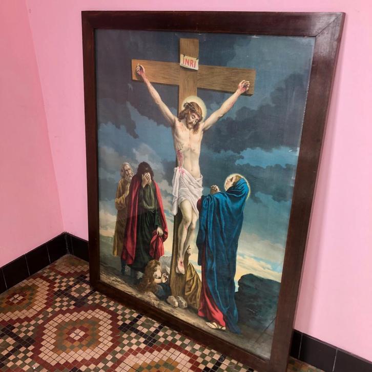 Vintage religieuze afbeelding in houten lijst., Verzamelen, Religie, Zo goed als nieuw, Overige typen, Ophalen of Verzenden