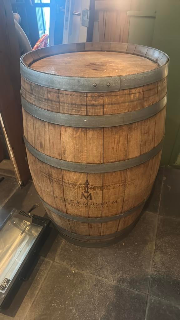 Wijnton, Minder dan 75 liter, Ophalen, Zo goed als nieuw