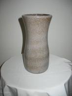 Vaas Taupe Kleur met Spikkeltjes * Vintage, Huis en Inrichting, Woonaccessoires | Vazen, Overige materialen, Overige kleuren, Ophalen of Verzenden