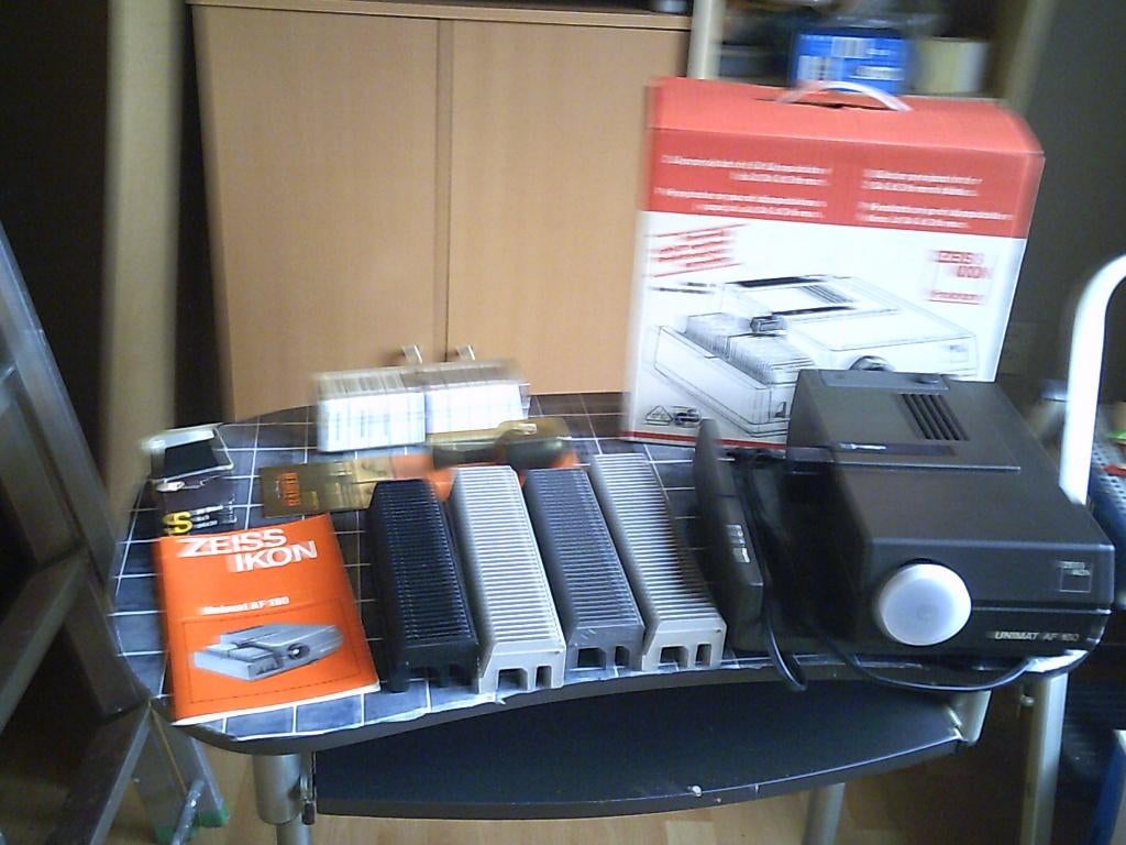 te koop diaprojector met toebehoren, Ophalen, Nieuw