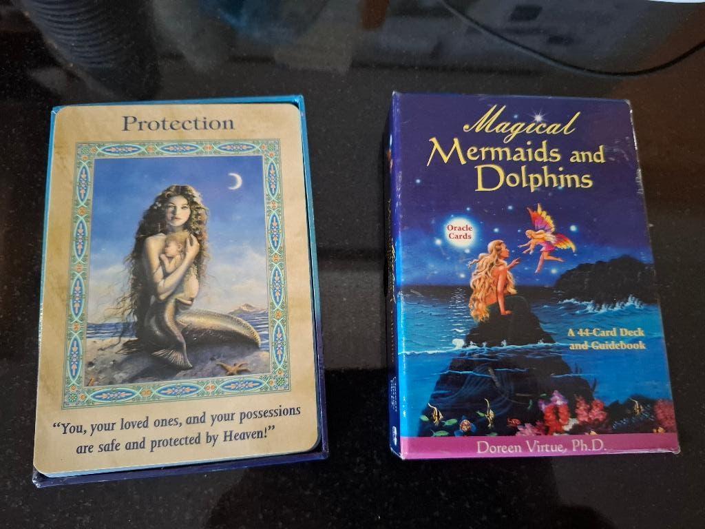 Magical Mermaids and Dolphins Tarot, Verzenden, Zo goed als nieuw, Tarot of Kaarten leggen, Overige typen