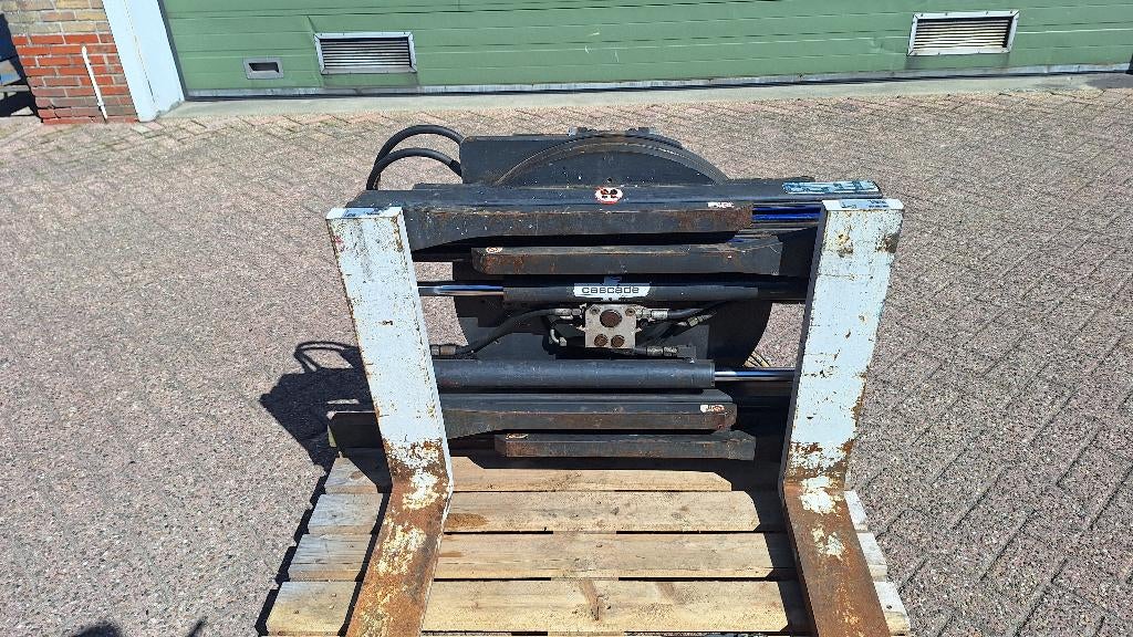 Rotator met vorkenversteller Cascade FEM 2, Ophalen, Cascade, Industriepark 2a 9351PA Leek, H.O.Albert Ale Slotema